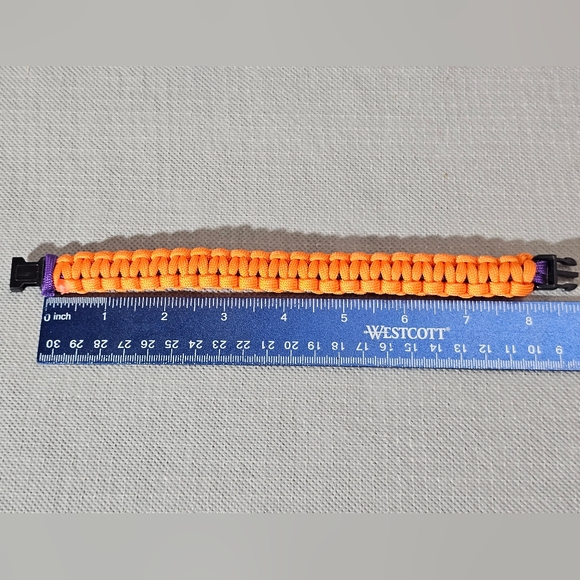 Orange paracord braclet - Picture 6 of 7
